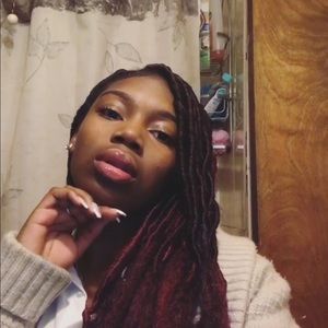 Meet your Posher, Janay